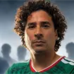 Las estrellas mundiales que acompa&ntilde;an a Memo Ochoa en su &uacute;ltimo comercial