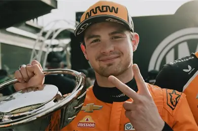 El escalofriante choque de Pato OWard en las prácticas de la Indy 500 El escalofriante choque de Pato OWard en las prácticas de la Indy 500