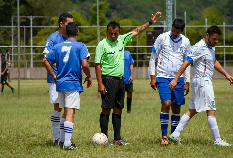 El VAR comienza a llegar a todos los niveles del fútbol El VAR comienza a llegar a todos los niveles del fútbol