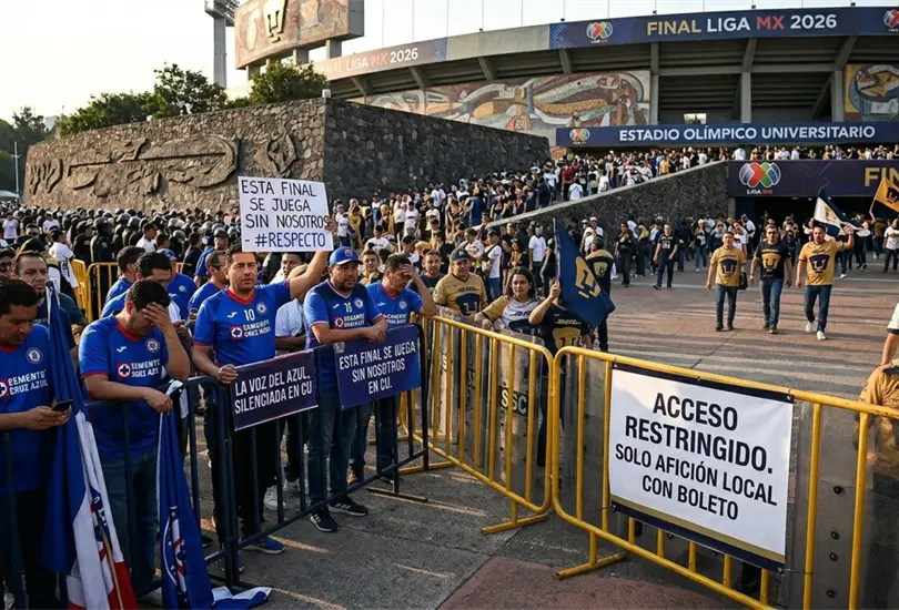 La Final 2026 en CU se juega sin porras visitantes: Pumas deja sin voz a Cruz Azul. La Final 2026 en CU se juega sin porras visitantes: Pumas deja sin voz a Cruz Azul.