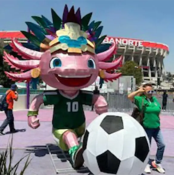 FIFA ordena retirada de ajolote monumental en CDMX FIFA ordena retirada de ajolote monumental en CDMX