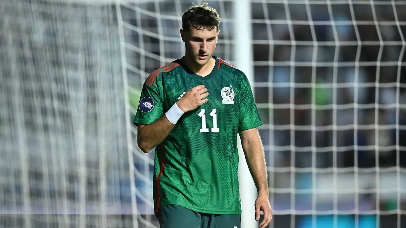 Santiago Gim&eacute;nez y su declive en Selecci&oacute;n Mexicana