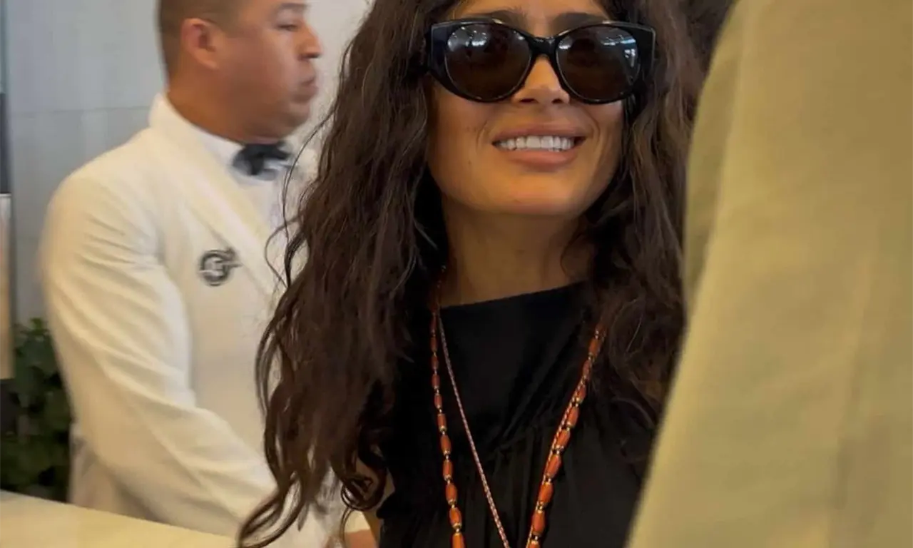  Salma Hayek encabezó la ceremonia de inauguración del Mundial. 