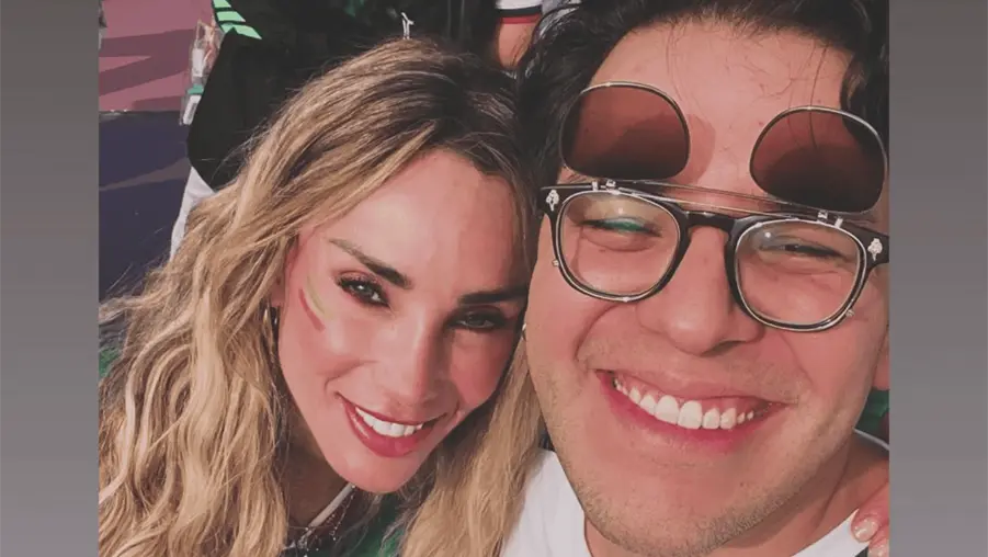 Esposa de Memo roba reflectores en debut del Tri
