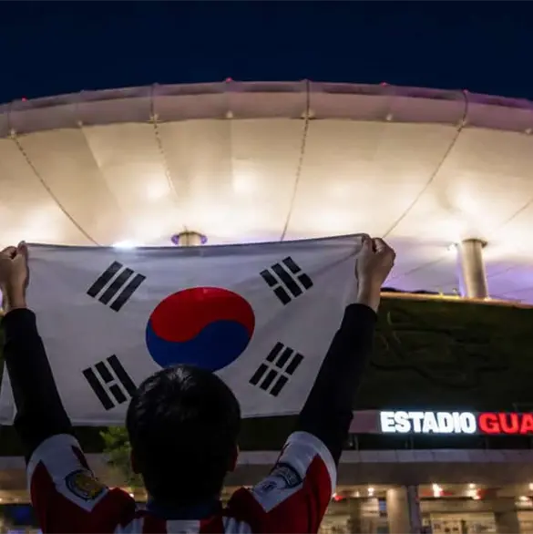 Influencer de Corea del Sur sufre racismo en el Estadio Guadalajara Influencer de Corea del Sur sufre racismo en el Estadio Guadalajara