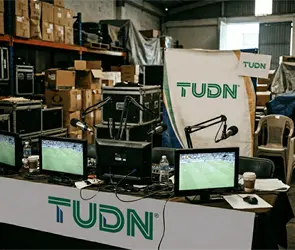 TUDN transmiti&oacute; desde bodegas improvisadas en vergonzosa revelaci&oacute;n