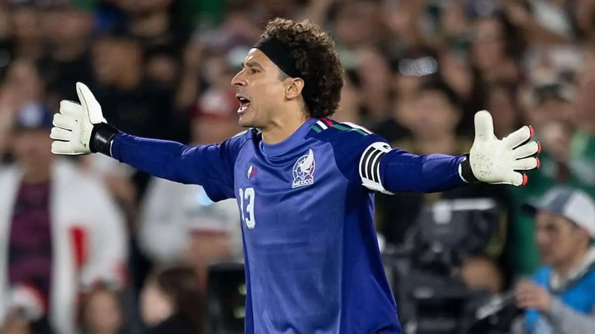  Memo Ochoa recibió una mala desde FIFA 