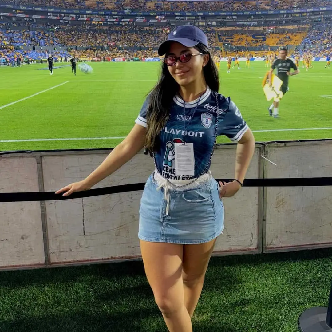 Es aficionada de los Tuzos Es aficionada de los Tuzos
