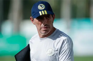 Los dos extranjeros que Guillermo Almada quiere fuera del Am&eacute;rica