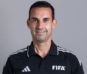 Mundial 2026: FIFA elige a C&eacute;sar Ramos para un partido clave para M&eacute;xico