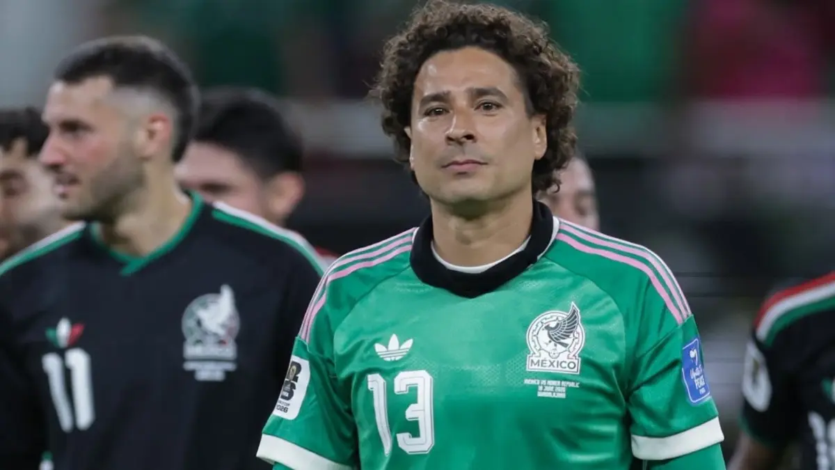  Una marca adelantó la titularidad de Memo Ochoa vs Chequia 