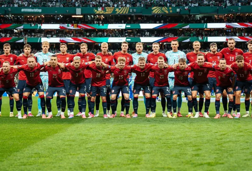 Chequia dej&oacute; un gran gesto al irse del Estadio Azteca