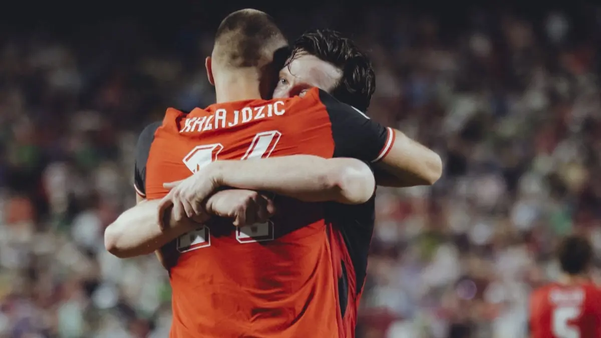  Austria empató en el último minuto de juego 