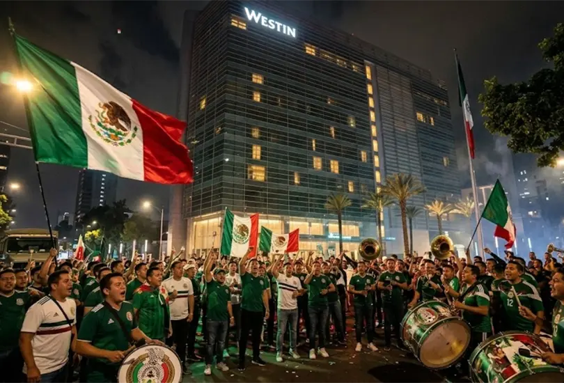 Aficionados mexicanos dieron serenata hostil a la Selecci&oacute;n de Ecuador