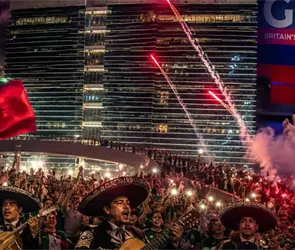 Molestos, lo que dijo la prensa de Inglaterra de la serenata mexicana Molestos, lo que dijo la prensa de Inglaterra de la serenata mexicana