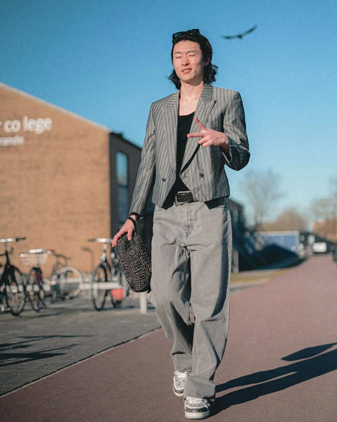 Minimalismo coreano y campa&ntilde;as lifestyle, impacto creciente en moda asi&aacute;tica.  