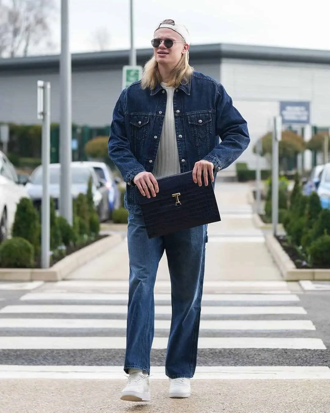 Embajador de Dolce & Gabbana y Breitling, &iacute;cono fashionista del Mundial.  