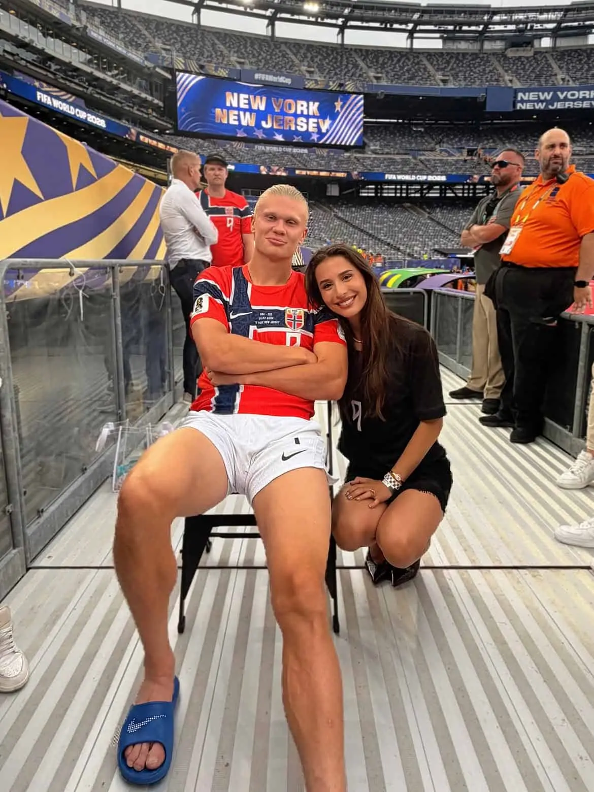 Es la pareja de Haaland