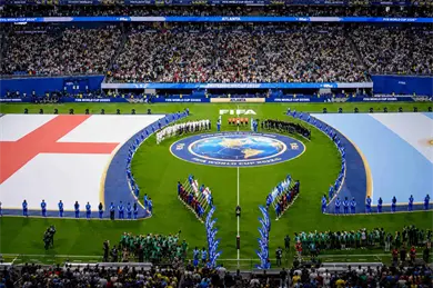 Insultos y abucheos mutuos en los himnos del Argentina vs Inglaterra Insultos y abucheos mutuos en los himnos del Argentina vs Inglaterra