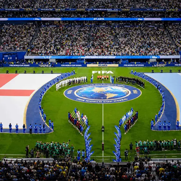 Insultos y abucheos mutuos en los himnos del Argentina vs Inglaterra Insultos y abucheos mutuos en los himnos del Argentina vs Inglaterra