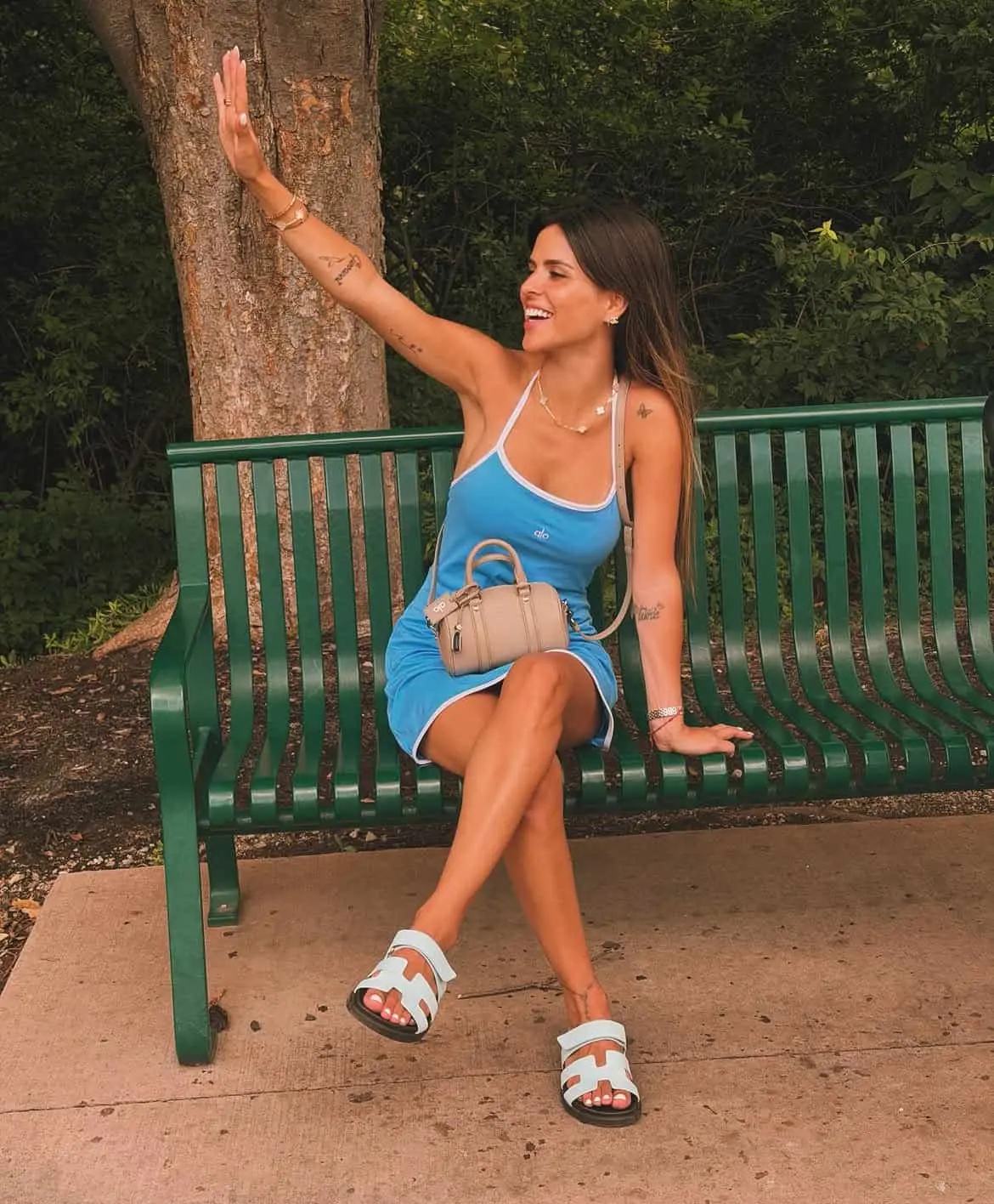 Camila Galante, discreta y familiar, esposa del mediocampista argentino. Camila Galante, discreta y familiar, esposa del mediocampista argentino.