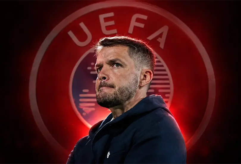 Larcamón aún no puede dirigir al Sporting por un problema con la UEFA Larcamón aún no puede dirigir al Sporting por un problema con la UEFA