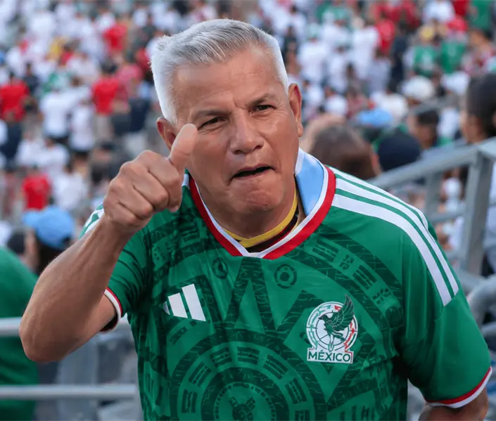 &iexcl;Identificado! Encuentran al mexicano que expuls&oacute; a argentinos y se revela de qu&eacute; equipo es