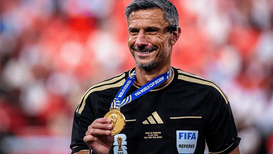 &Aacute;rbitro de la Final del Mundial 2026 anuncia su retiro... con premio incluido