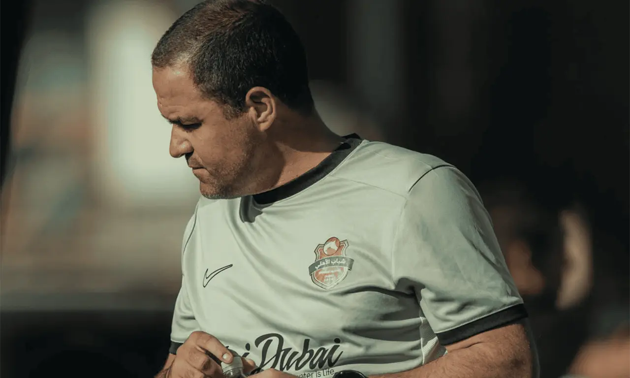  Jardine perdió en su debut con Shabab Al-Ahli, pero reaccionó con tres victorias seguidas, como ocurrió en su inicio con América. 