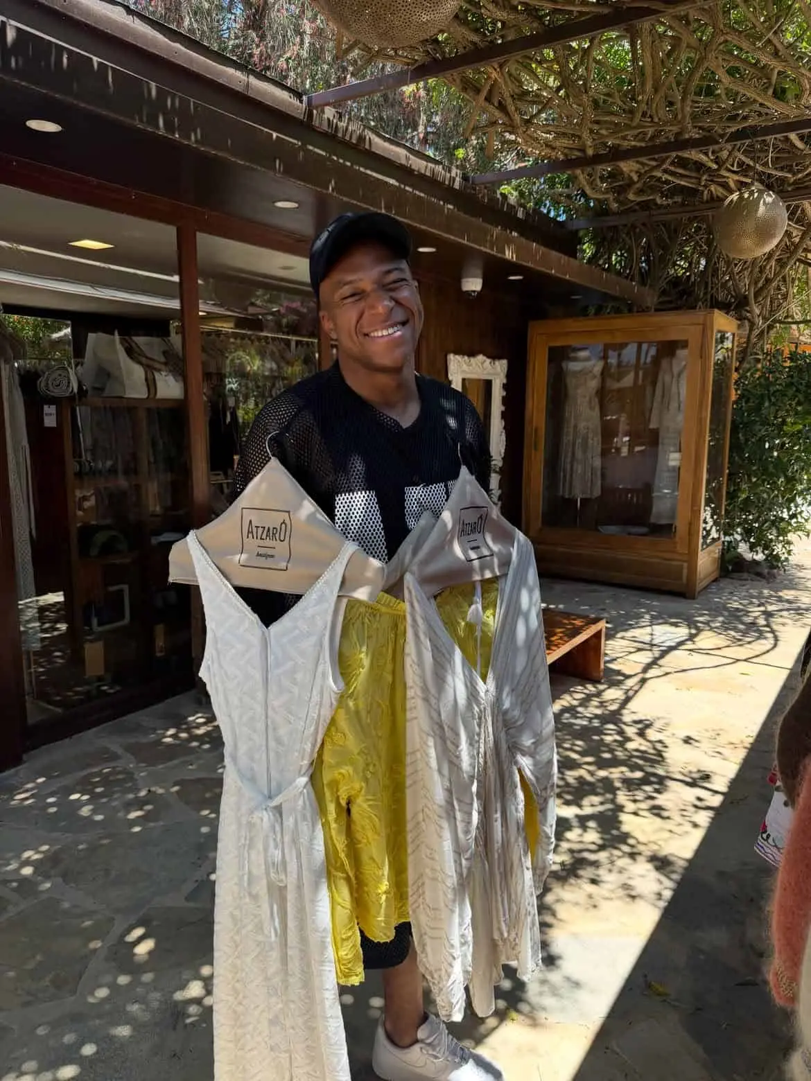 Mbappé en su lado más enamorado Mbappé en su lado más enamorado
