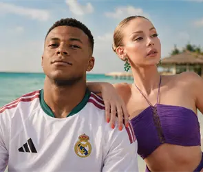 Las envidiables vacaciones de Kylian Mbapp&eacute; con Ester Exp&oacute;sito
