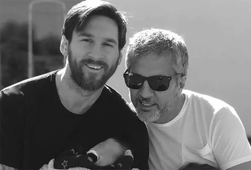 Antes de la muerte de Jorge Messi, Lionel recordó los sacrificios de su padre y reveló cuánto marcó su vida dentro y fuera del futbol. Antes de la muerte de Jorge Messi, Lionel recordó los sacrificios de su padre y reveló cuánto marcó su vida dentro y fuera del futbol.