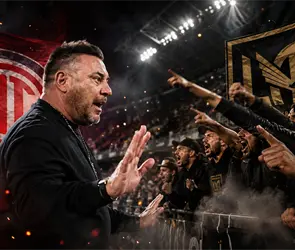 VIDEO| Turco Mohamed se encara con la afici&oacute;n del LAFC en la Leagues Cup