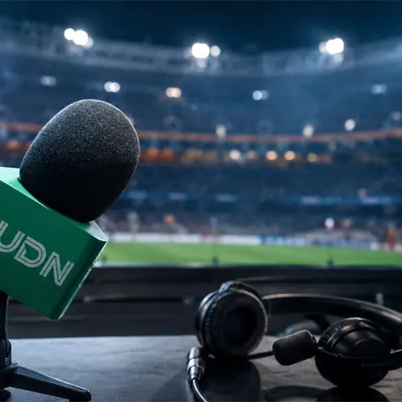 ¿Se va? TUDN sufriría la salida de una de sus voces más importantes ¿Se va? TUDN sufriría la salida de una de sus voces más importantes