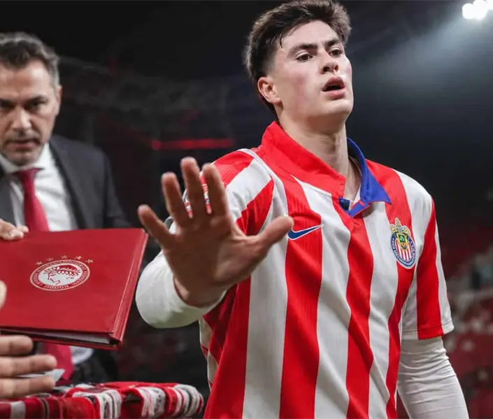&iquest;Se va? Chivas responde a la oferta del Olympiacos por la Hormiga