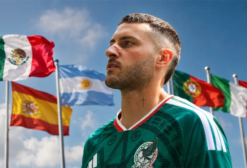 Santi Giménez no jugará como mexicano en Portugal Santi Giménez no jugará como mexicano en Portugal
