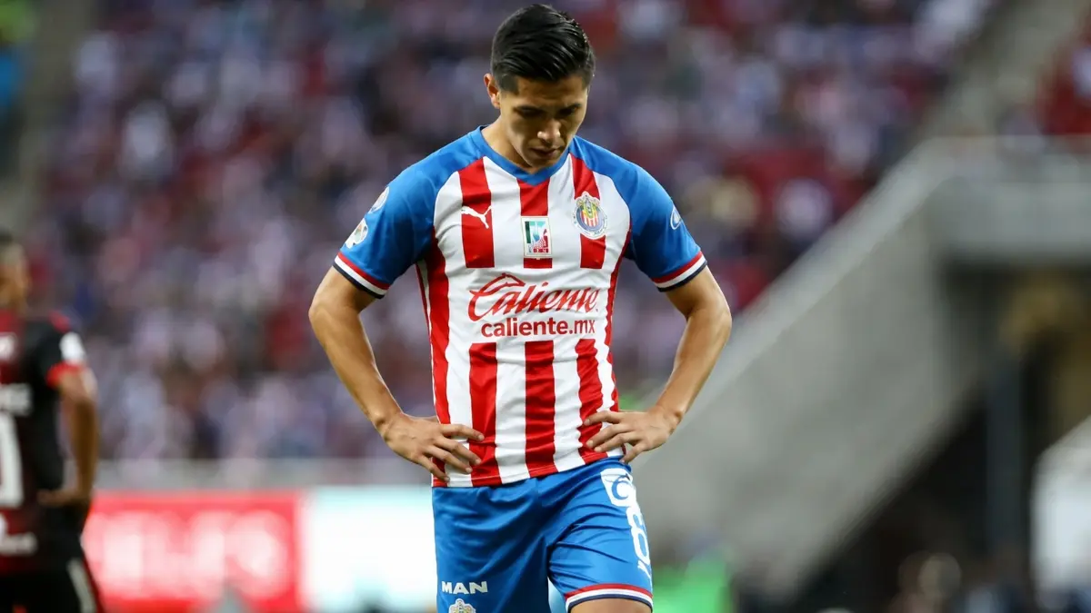  Dieter Villalpando está en el ojo del huracán 