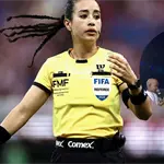 Katia Itzel Garc&iacute;a protagoniza gesto conmovedor en Liga MX