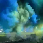 VIDEO| ¡Qué peligro! Humo en San Luis vs. Chivas habría dejado heridos VIDEO| ¡Qué peligro! Humo en San Luis vs. Chivas habría dejado heridos