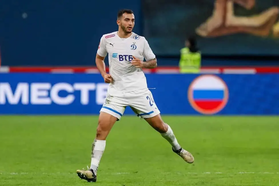Luis Ch&aacute;vez con el Dinamo Mosc&uacute;