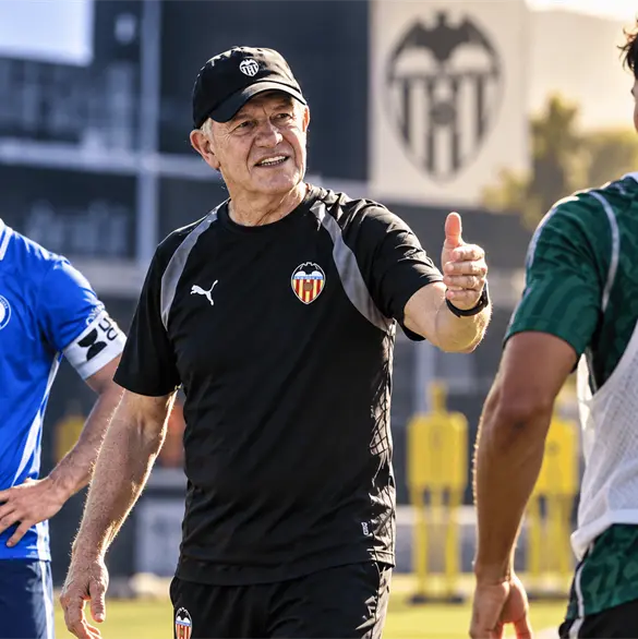 No será Lira, el mexicano que sí podría ir al Valencia de Aguirre No será Lira, el mexicano que sí podría ir al Valencia de Aguirre